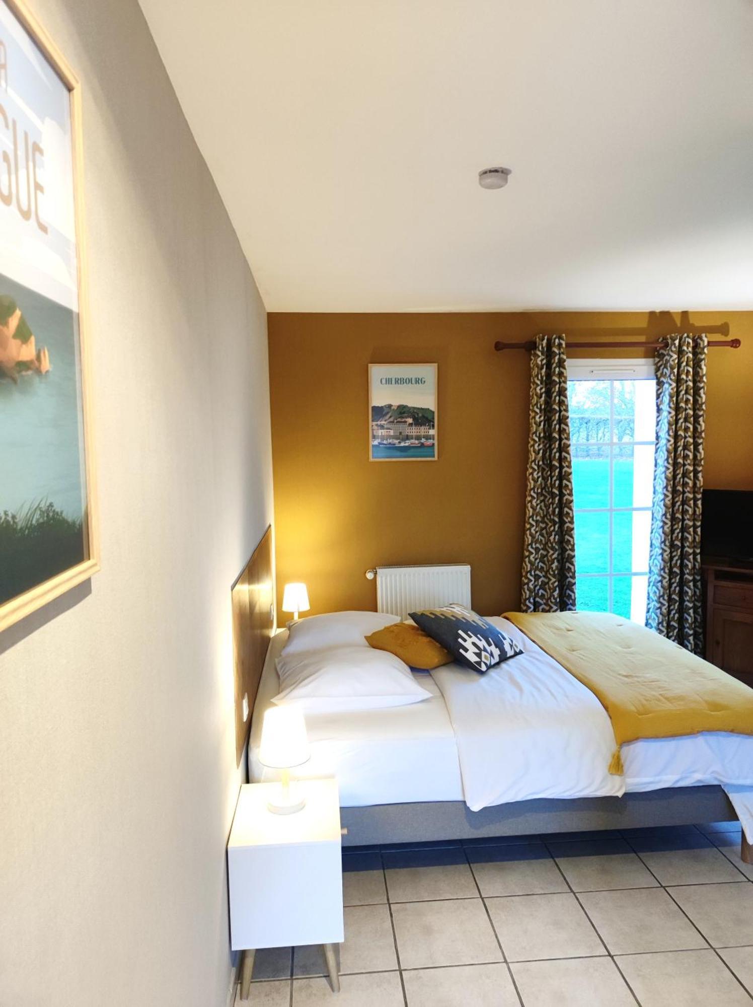 La Minoterie Bed & Breakfast Tessy-sur-Vire Room photo
