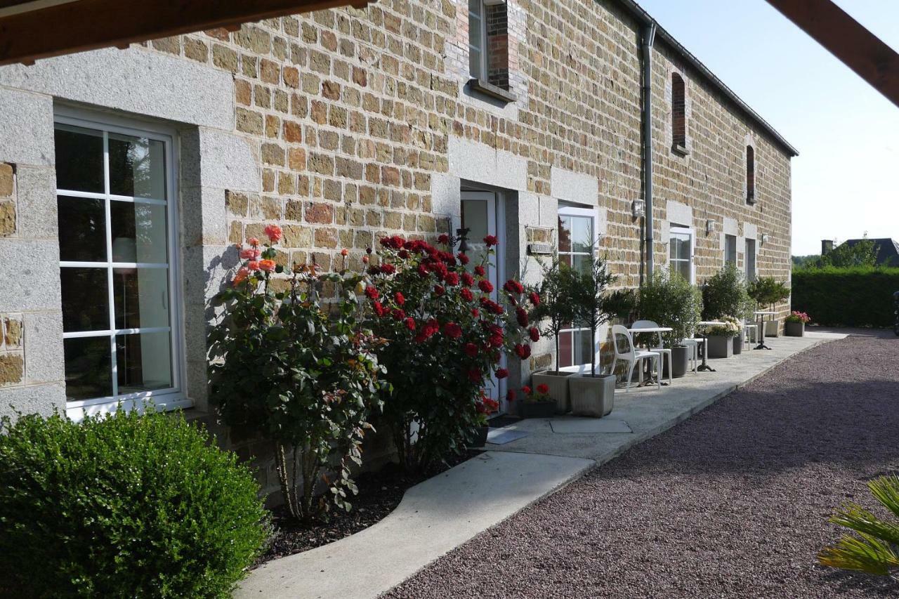 La Minoterie Bed & Breakfast Tessy-sur-Vire Exterior photo